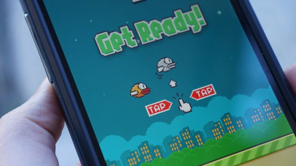 This Robot plays Flappy Bird, and it's pretty good too!
